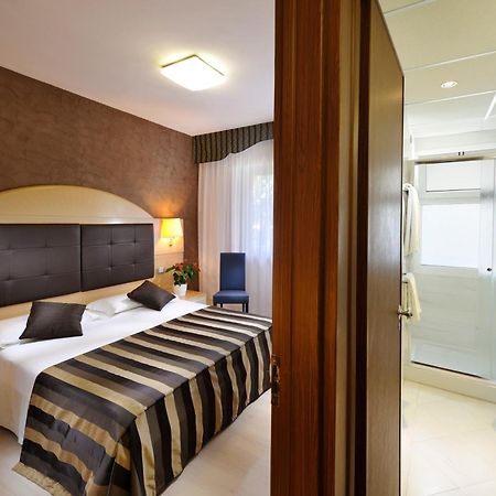 Hotel Eros لينانو سابيادورو المظهر الخارجي الصورة