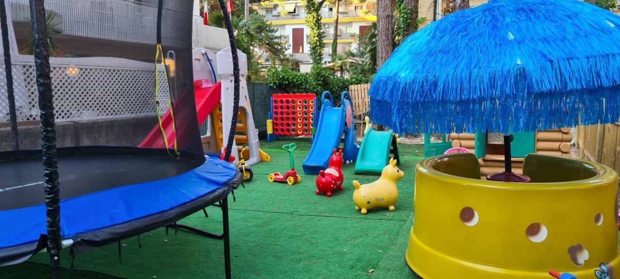 Hotel Eros لينانو سابيادورو المظهر الخارجي الصورة