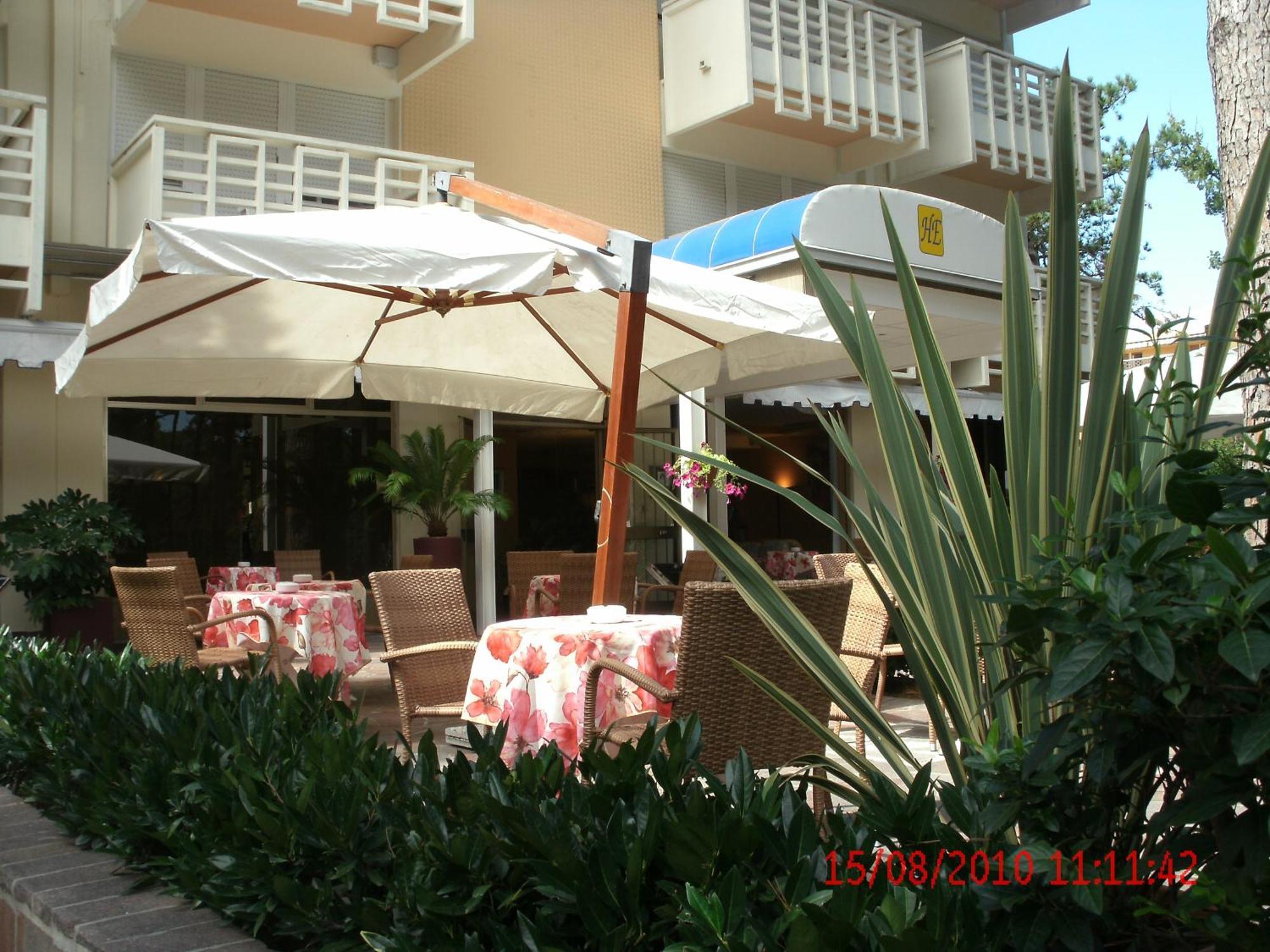 Hotel Eros لينانو سابيادورو المظهر الخارجي الصورة