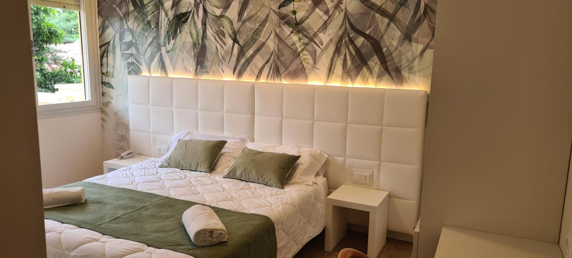 Hotel Eros لينانو سابيادورو المظهر الخارجي الصورة