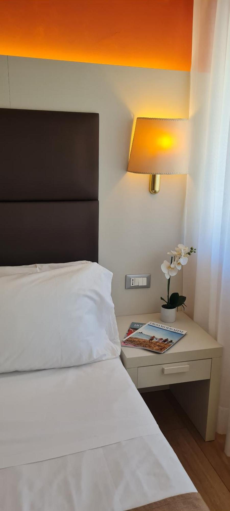 Hotel Eros لينانو سابيادورو المظهر الخارجي الصورة