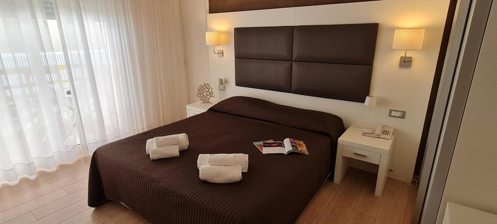 Hotel Eros لينانو سابيادورو المظهر الخارجي الصورة